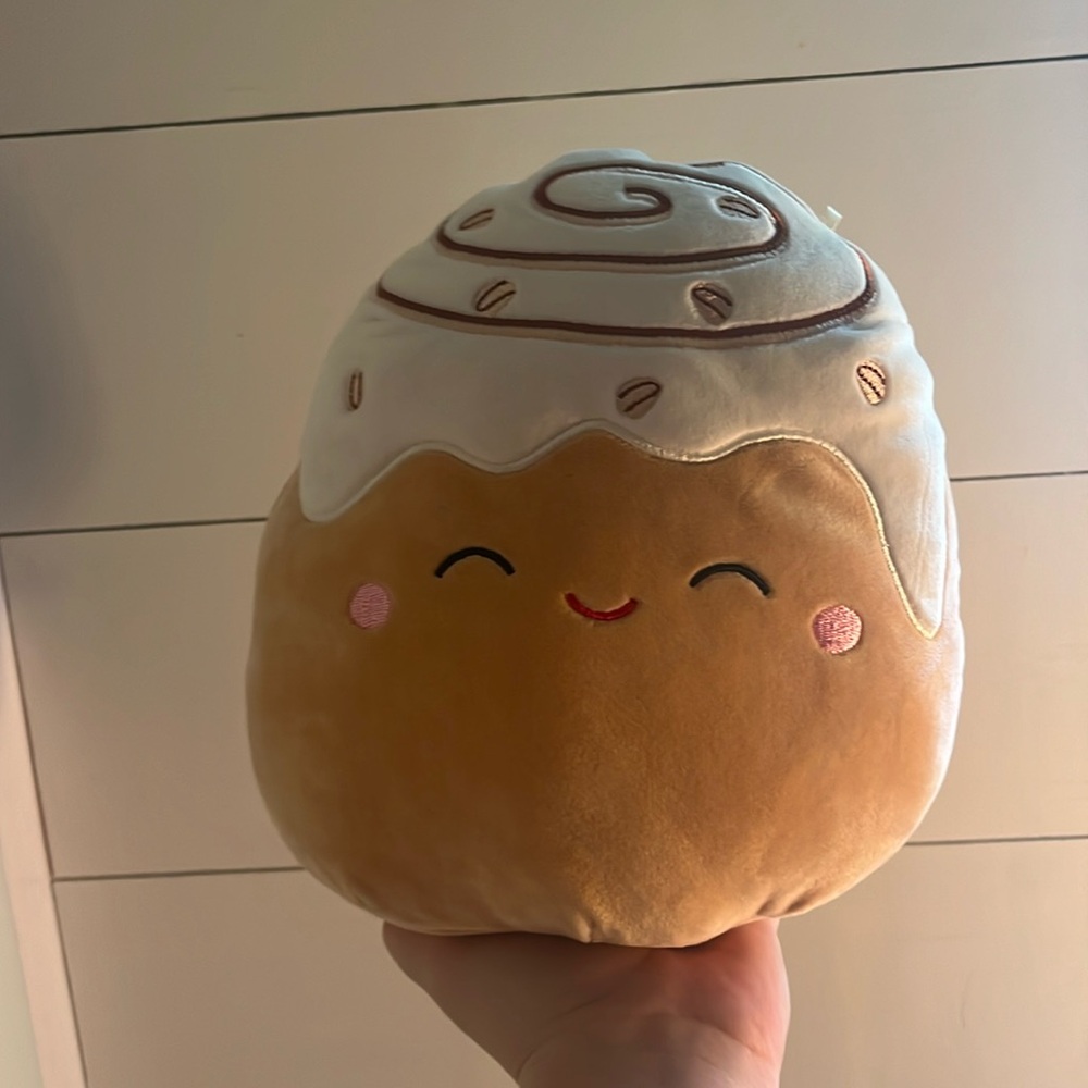 Chanel the cinnamon bun